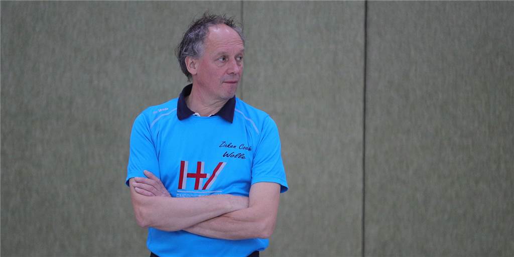 SV Südkirchen hält sich neben dem Platz fit, aber nicht der Trainer schreibt die Trainingspläne SV Südkirchen hält sich neben dem Platz fit, aber nicht der Trainer schreibt die Trainingspläne