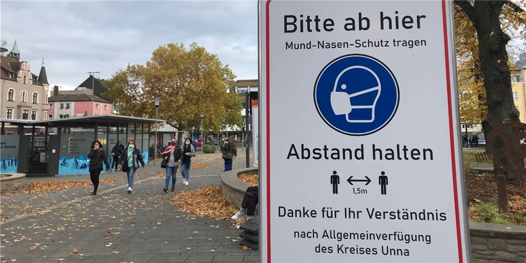 AfD gegen Corona-Maskenpflicht: „Nur, um City unattraktiv zu machen“ Ab hier nur mit Maske: Das gilt auch im Stadtpark in der Schwerter Innenstadt. Ab hier nur mit Maske: Das gilt auch für alle, die aus dem Bahnhof in Schwerte kommen.