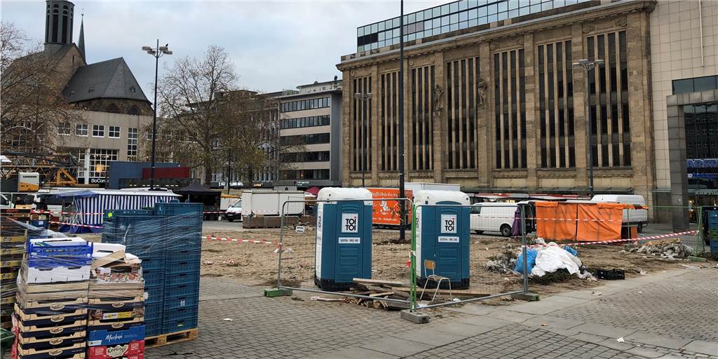 Trauriges Bild in Dortmunds City: Leere, wo ein Weihnachtsbaum sein sollte Trauriges Bild in Dortmunds City: Leere, wo ein Weihnachtsbaum sein sollte