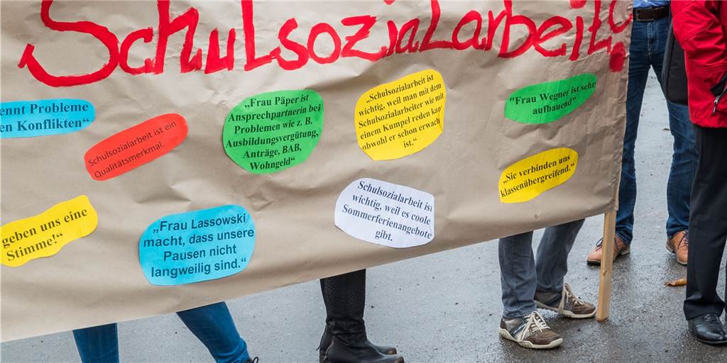 Schulsozialarbeit in Dortmund geht weiter - Land zahlt rund 2,5 Mio. Euro Schulsozialarbeit in Dortmund geht weiter - Land zahlt rund 2,5 Mio. Euro