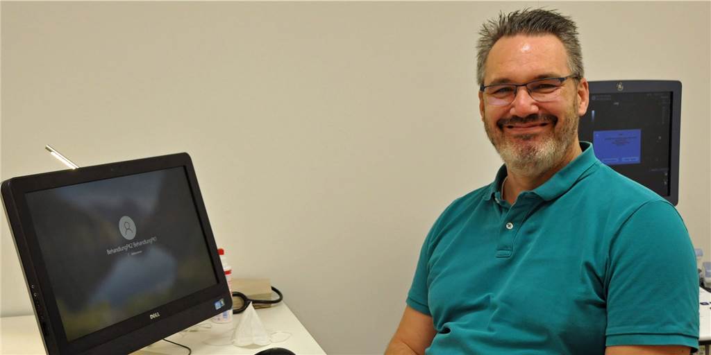 Lüner Ärztesprecher: Impfzentren sind für uns noch wie Kaffeesatzleserei Dr. Arne Krüger ist neuer Vorsitzender des Lüner Ärztevereins. Die Corona-Impfung bezeichnete er als große Herausforderung für die Ärzte.