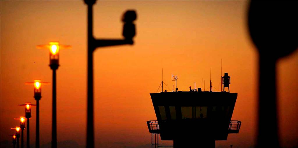 Was, wenn Wizz-Air geht? Politik diskutiert das Scheitern des Flughafens Was, wenn Wizz-Air geht? Politik diskutiert das Scheitern des Flughafens