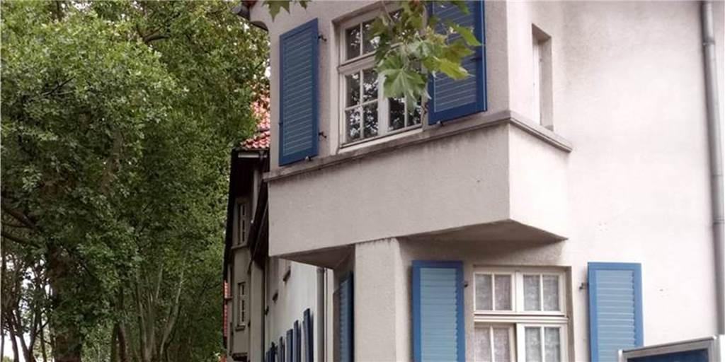 Bäume fallen in der Lüner Viktoriasiedlung - obwohl sie geschützt sind Die Viktoriasiedlung von der Münsterstraße aus betrachtet. Dort sind drei Bäume gefällt worden.