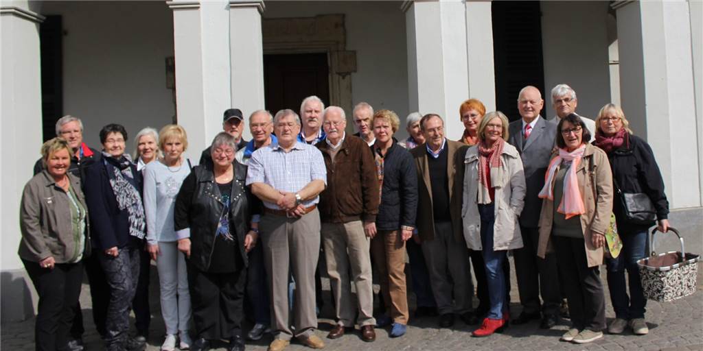 Wegen Corona: Wahl zum Seniorenbeirat in Dorsten wird verschoben Der noch amtierende Seniorenbeirat vor dem Alten Rathaus (Archivfoto). Im Frühjahr wird neu gewählt.