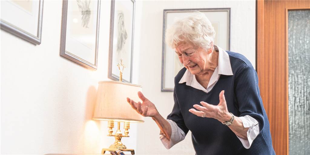 „Sie hat immer noch Panik“ - Enkelin schildert, wie Großmutter Betrügern zum Opfer fiel Zwei Seniorinnen in Werne sind im vergangenen Monat in ihren eigenen Wohnungen bestohlen worden.