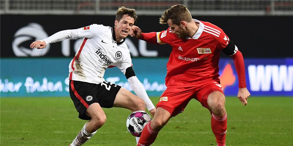 Ex-BVB-Spieler Erik Durm kämpft sich nach schwierigen Monaten zurück Ex-BVB-Spieler Erik Durm kämpft sich nach schwierigen Monaten zurück
