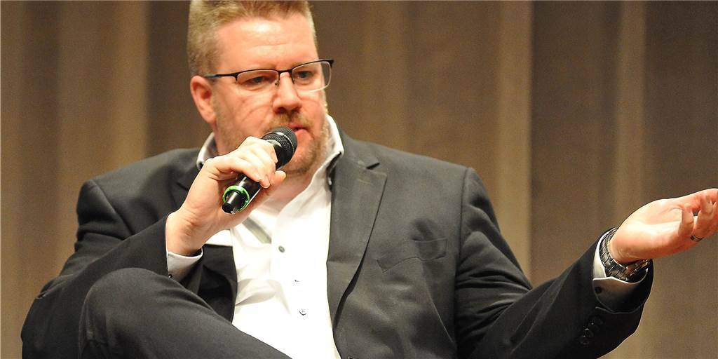 Geld für Ratsmitglieder: Politiker wehren sich gegen „Neiddebatte“ Nils Bettinger, Fraktionsvorsitzender der FDP, findet, dass die Kommunalpolitiker für das Geld, das sie erhalten, sehr viel Arbeit für die Stadt leisten.