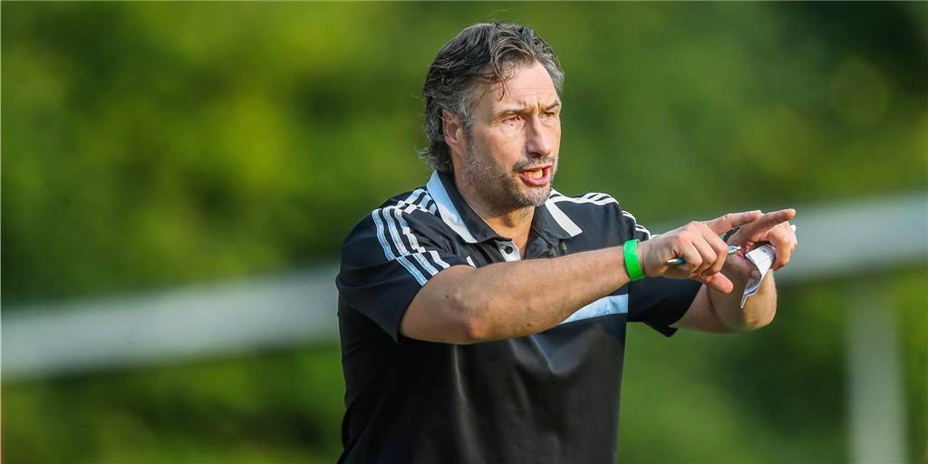Nicht Corona: Dieses Thema macht Mengede-Trainer Thomas Gerner Angst und Bange Nicht Corona: Dieses Thema macht Mengede-Trainer Thomas Gerner Angst und Bange