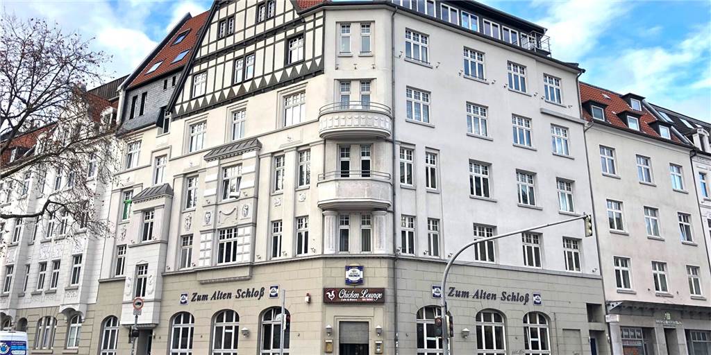 Traditionsreiche Nordstadt-Kneipe soll Weinladen und Restaurant werden Imposant und geschichtsträchtig: Die Gastwirtschaft "Zum Alten Schloß" wird im Februar zu einer Wein-Bar mit Weinfachgeschäft und Brasserie. Nur der genaue Name steht noch nicht fest.