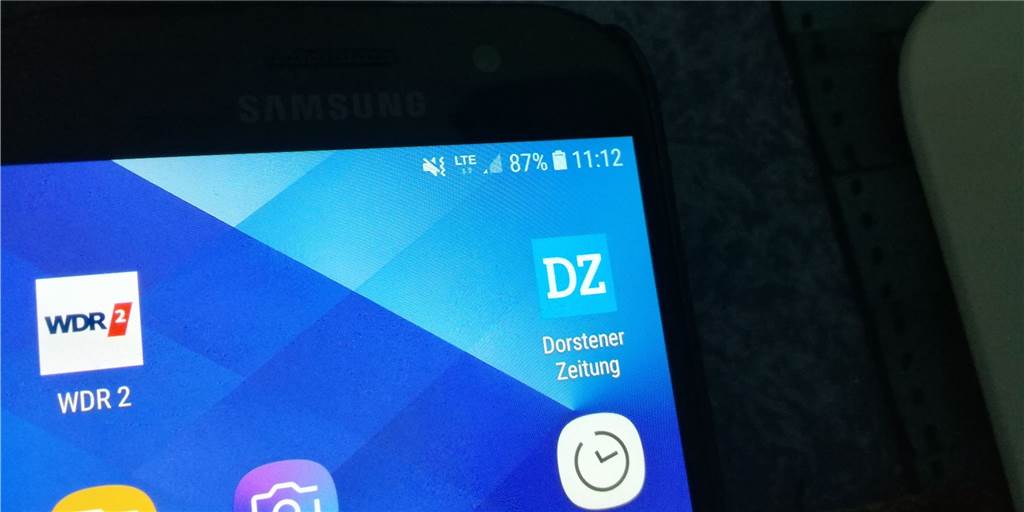 Mieser Handyempfang: Telekom kündigt Konsequenzen in Gahlen an "LTE" soll das Handy des Gahleners in diesem Moment laut Anzeige empfangen - doch die Verbindung ist so wackelig, dass keine Messung der Verbindungsgeschwindigkeit möglich ist.