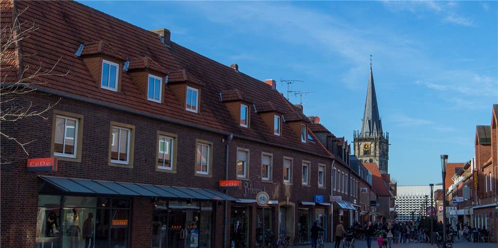 Förderung: Start-ups sollen sich bald in Leerständen in Ahaus ansiedeln Drei Leerstände in der Innenstadt sollen mit einem Förderprogramm bald Geschichte sein. Die Fördermittel sind sicher. Was genau sich dort ansiedeln soll, wird im Moment noch erarbeitet.