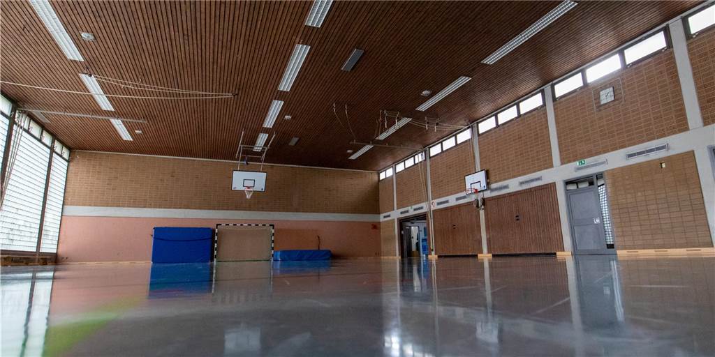 Kein Zuschlag für 100-Prozent-Förderung beim Projekt „Buten und Binnen“ Die Sporthalle der ehemaligen Roncalli-Schule ist sanierungsbedürftig. Zusammen mit dem Projekt „Buten und Binnen“ soll die Sanierung umgesetzt werden, wenn ein Förderprogramm Zuschüsse fließen lässt.