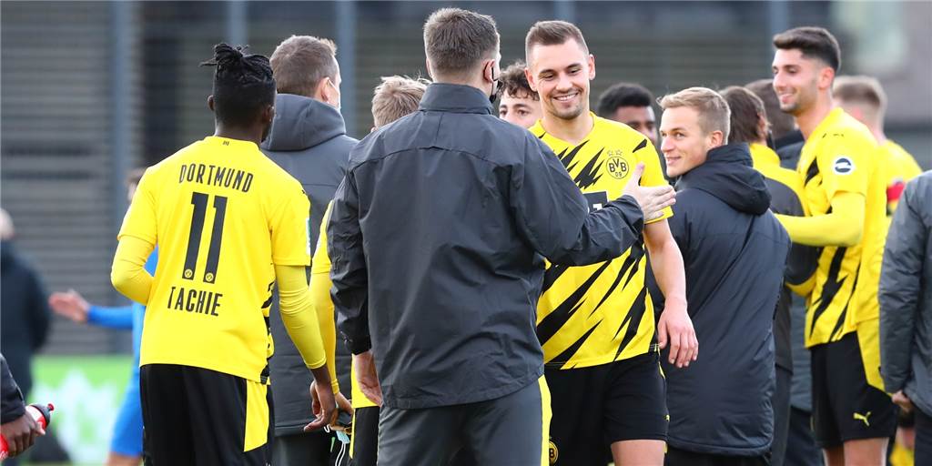 Die BVB-U23 im Weihnachtsendspurt: Wenig Glanz, aber drei wichtige Punkte Die BVB-U23 im Weihnachtsendspurt: Wenig Glanz, aber drei wichtige Punkte