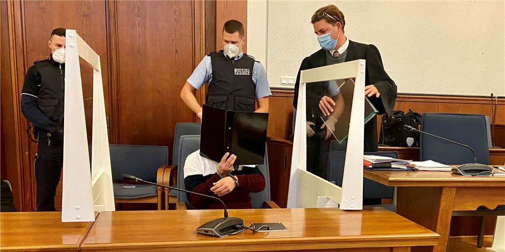 42-Jähriger tötet auch die zweite Ehefrau: 14 Jahre Haft