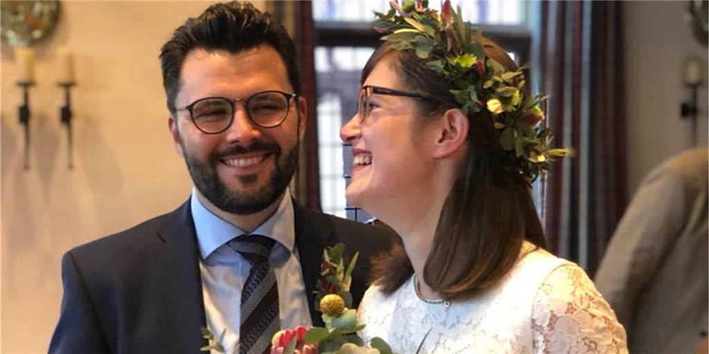 Werner SPD-Paar Hübchen und Oesterschulze heiratet im Ratssaal und im Lockdown Lars Hübchen und Dörte Oesterschulze, beide aktiv in der Werner SPD, haben am Freitag (18. Dezember) im Ratssaal in Werne geheiratet.
