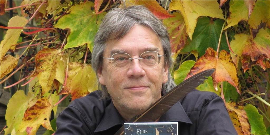 „Romanfabrik“ des Lüner Autors Dirk Husemann ist „Buch des Jahres 2020“ Zum Buch des Jahres 2020 haben WDR-Hörer per Internet das Werk des Lüner Autors Dirk Husemann „Die Romanfabrik von Paris" gewählt.