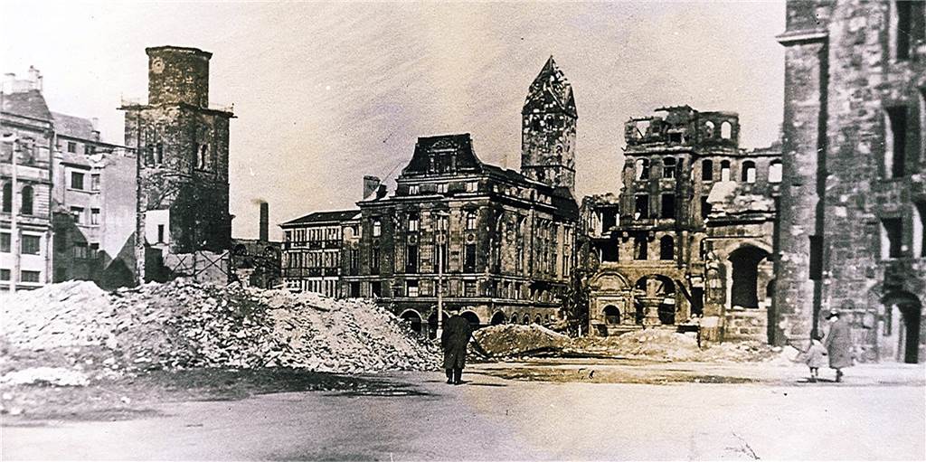 Dortmunds erstes Weihnachten nach dem Krieg 1945: Feiern in Trümmern