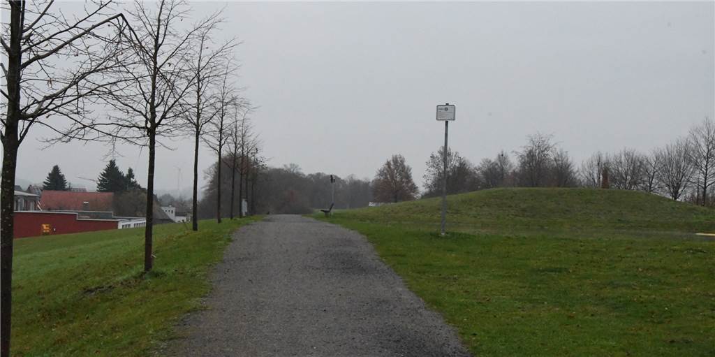 Beleuchtete Joggingstrecke in Olfen: Auch der Weg dahin wird sicherer Entlang der Alten Fahrt soll eine beleuchtete Joggingstrecke entstehen. Auch Zuwege sollen beleuchtet werden.