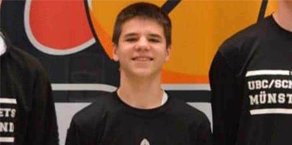 Marko Rosic darf sich mit den besten Jugend-Basketballern Europas messen Marko Rosic wird eine große Ehre zuteil.