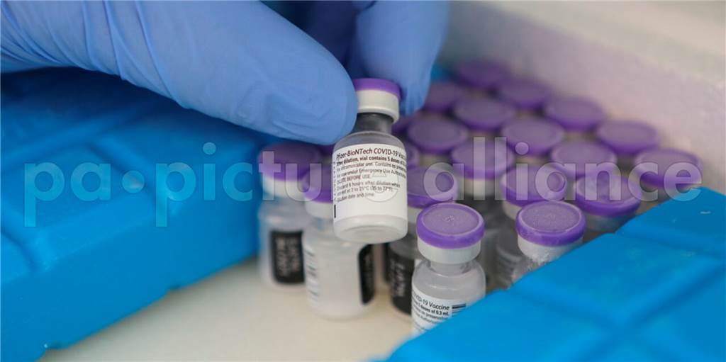 „Schlag ins Kontor“: Impfung für Klinikpersonal frühestens Ende Januar „Schlag ins Kontor“: Impfung für Klinikpersonal frühestens Ende Januar