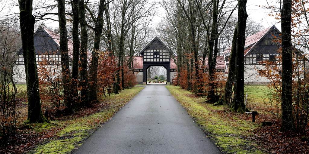Ein Musterbeispiel der Nazi-Architektur: Gut Borkenberge in Hullern Atmet die Architektur der Nazizeit: Gut Borkenberge in Hullern.