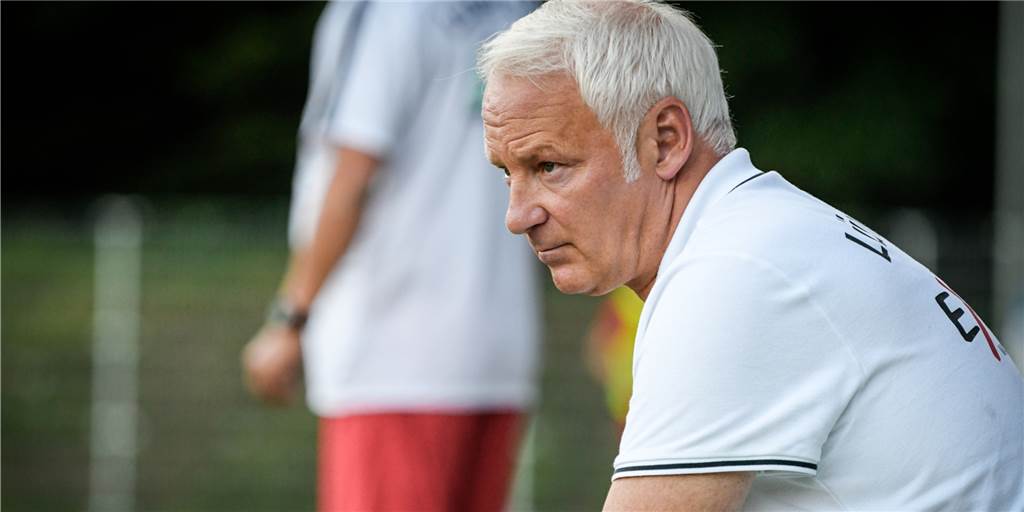 LSV-Trainer Hampel skeptisch: „Kann Annullierung der Saison nicht mehr ausschließen“ LSV-Trainer Christian Hampel hält mittlerweile sogar eine Annullierung der aktuellen Spielzeit für realistisch.