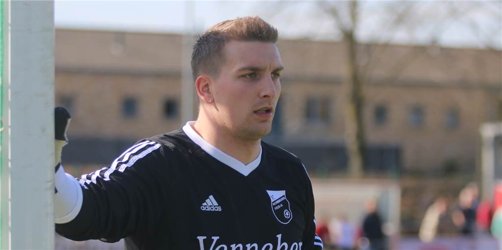 Warum Philipp Sandhowe den Nordkirchener Stammplatz gegen den Herberner Konkurrenzkampf tauscht Philipp Sandhowe spielt in der neuen Saison für den SV Herbern.