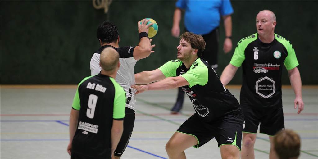 So reagiert der Handballkreis Industrie auf die Entscheidung vom Kreis Hellweg Wann und wie wird die Handball-Saison fortgesetzt? Oder gar nicht? Das fragen sich nicht nur die Spieler des SuS Olfen.