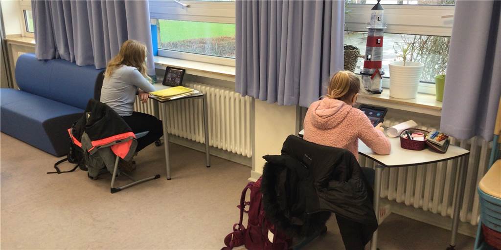 Profilschule im Distanzunterricht: Vorbereitungen zahlen sich aus Auch in der Notbetreuung der Profilschule Ascheberg nehmen die Kinder am Distanzunterricht teil.