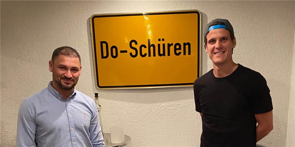 Bleibt Schürens Jonas Acquistapace oder geht er? Der Ex-Profi hat sich entschieden Bleibt Schürens Jonas Acquistapace oder geht er? Der Ex-Profi hat sich entschieden