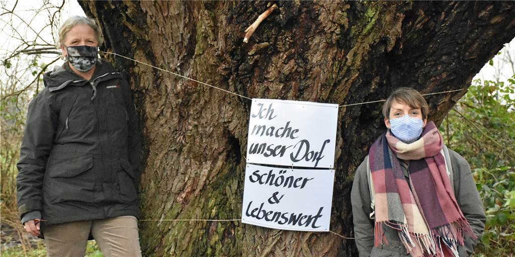 Baugebiet Wüllen-Nord: Bürgerinnen wollen Baumfällung verhindern Christiane Betting und Stefanie Brunsmann haben gemeinsam mit ihren Mitstreitern und Mitstreiterinnen im Bereich, wo das Baugebiet Wüllen Nord Abschnitt II entstehen soll, zahlreiche Plakate aufgehängt. Unter anderem an diese circa 80 Jahre alte Kopfweide.
