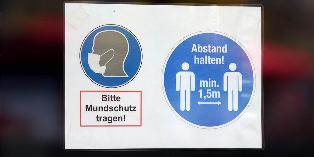 Telekom-Haustürgeschäft ohne Corona-Regeln: „Das geht gar nicht“ Nahezu überall gilt zurzeit Masken-Pflicht. Und ausgerechnet Vertriebsmitarbeiter, die von Tür zu Tür gehen, nehmen es offensichtlich nicht alle so genau.