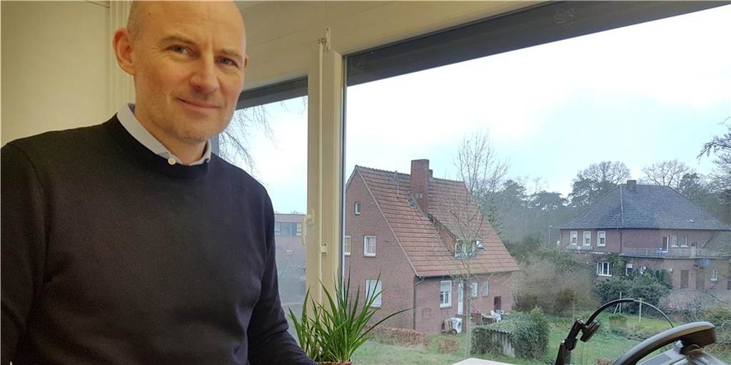 Viele Rathausmitarbeiter im Homeoffice – doch an ein paar Stellen hakt es Heeks Bürgermeister Franz-Josef Weilinghoff arbeitet am liebsten in seinem Büro im Heeker Rathaus. Aber auch er weicht mittlerweile ab und zu ins Homeoffice aus.