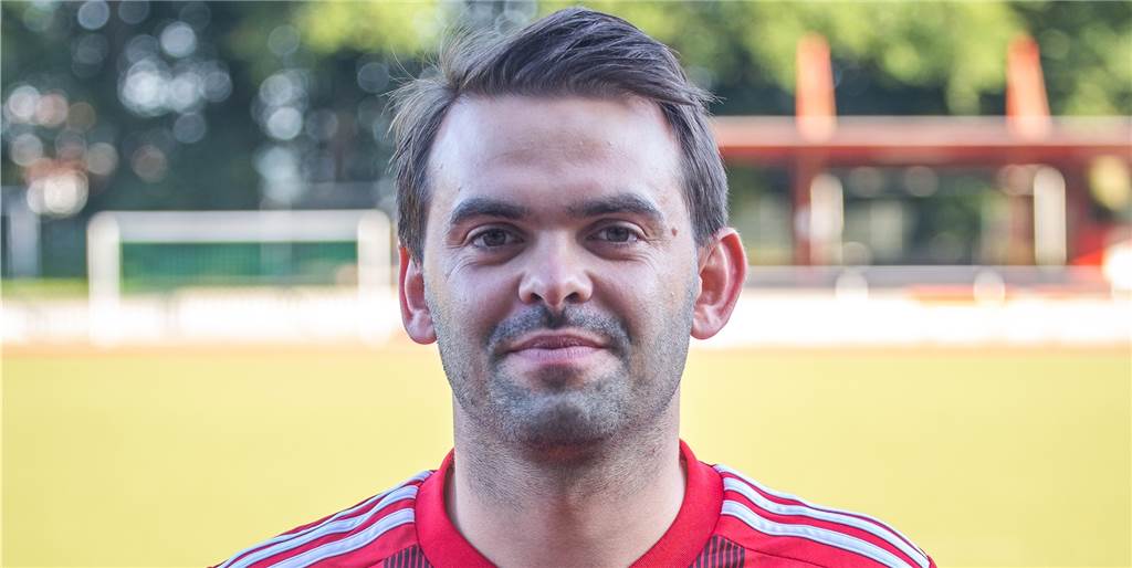 TuS Eichlinghofen: Marc Neul, ist die Landesliga mit Ihrem neuen Klub das Ziel? TuS Eichlinghofen: Marc Neul, ist die Landesliga mit Ihrem neuen Klub das Ziel?