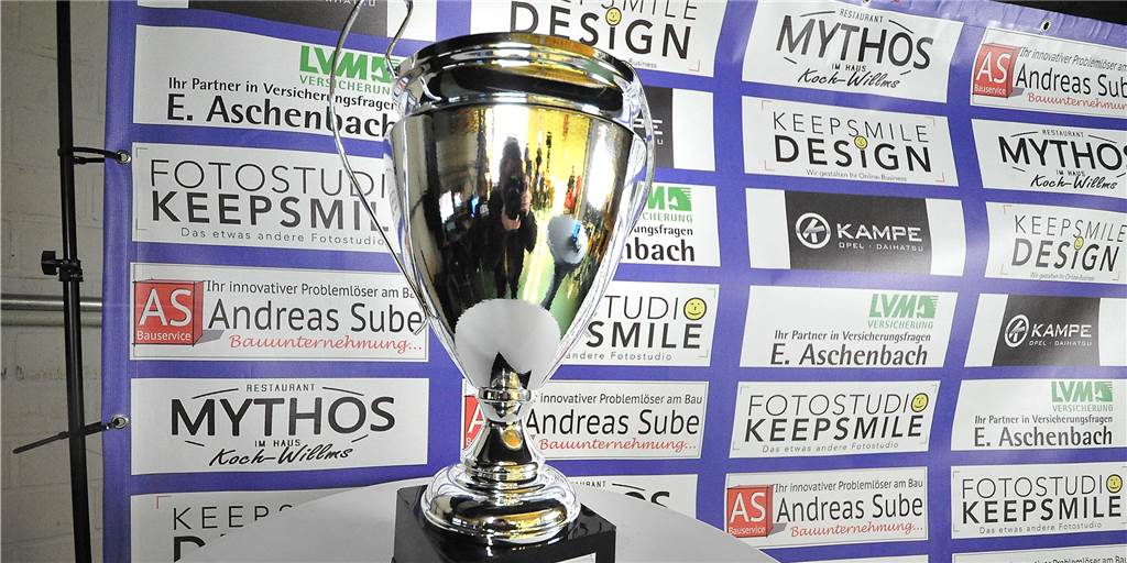 Der Stadtmeister-Pokal war verschwunden - nur der Hallenkönig wusste, wo er ist Der Stadtmeister-Pokal war verschwunden - nur der Hallenkönig wusste, wo er ist