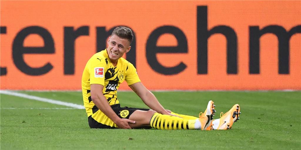 BVB-Profi Hazard fehlt noch immer verletzt – weil ein Fehler gemacht wurde BVB-Profi Hazard fehlt noch immer verletzt – weil ein Fehler gemacht wurde