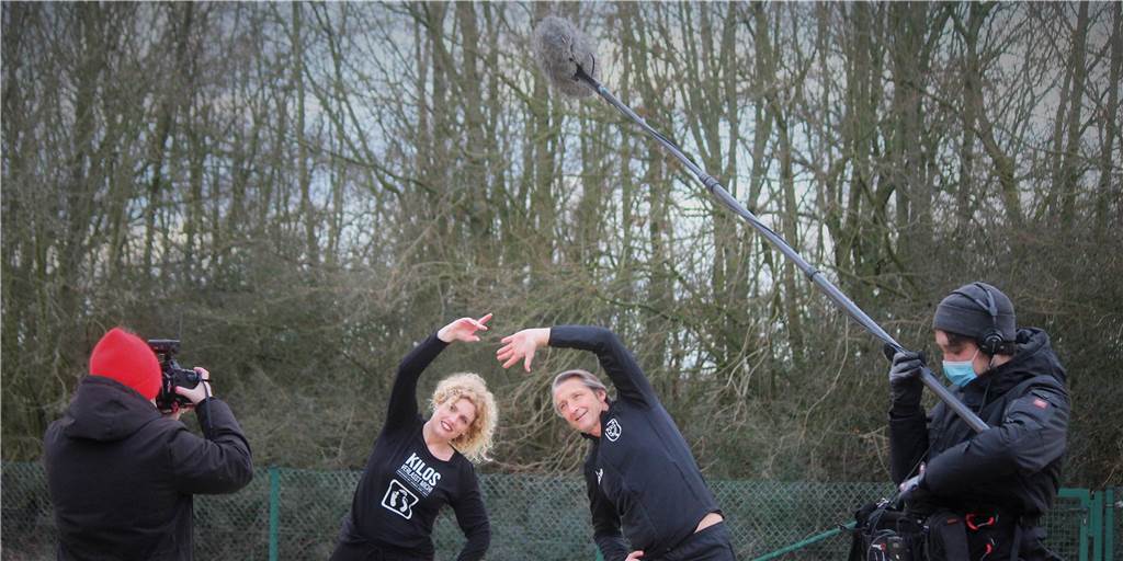 Andy und Annika lassen die Kilos purzeln - der WDR ist dabei Andreas Schilasky und Annika Kupka machen 20 Teilnehmer fit. Der WDR ist mit dabei und begleitet die Teilnehmer.
