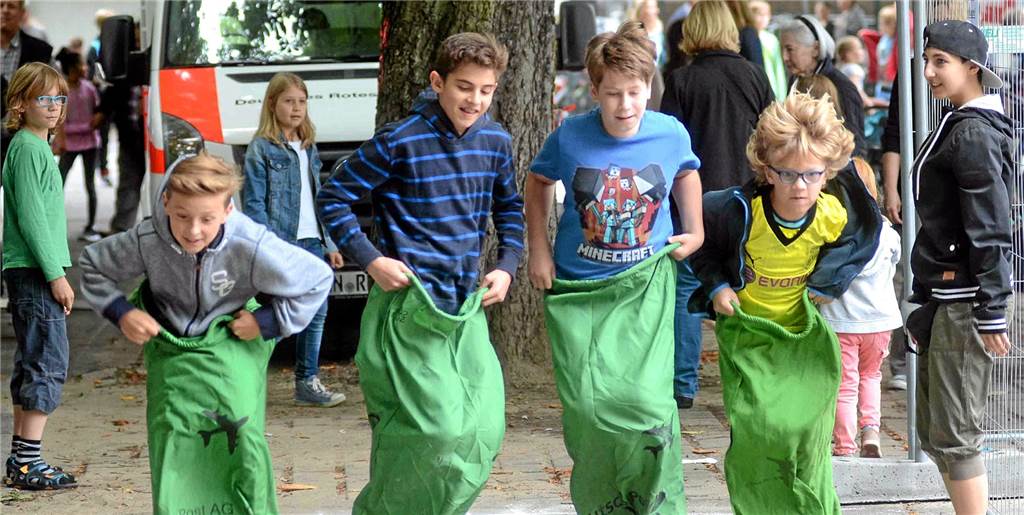 Kinderferienstadt Lünen: Planungen für Lünopoli laufen zweigleisig Viele hundert Kinder waren schon „Lünopoli-Einwohner“. Auch in diesem Jahr soll die Kinderferienstadt möglichst wieder öffnen.