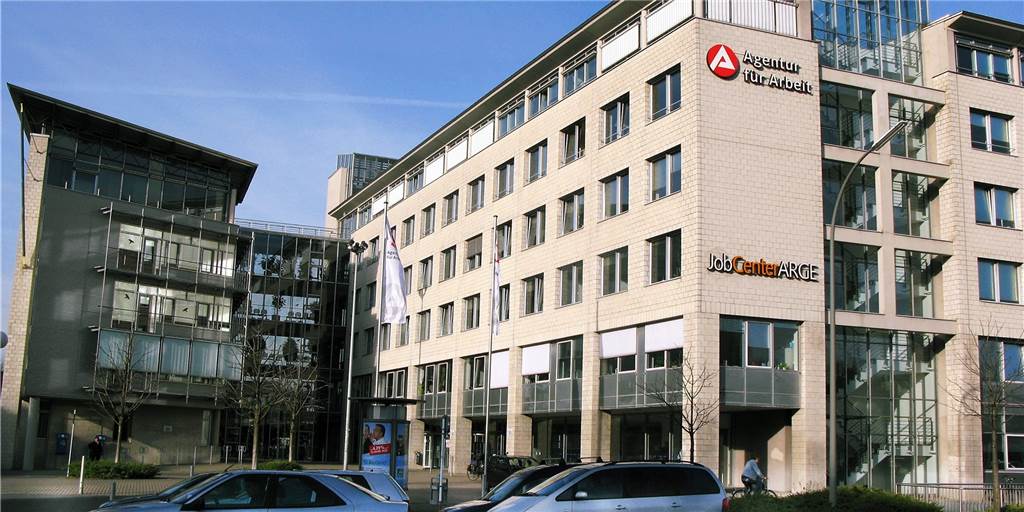 Jahreszeit und Corona lassen Zahl der Arbeitslosen im Januar steigen Jahreszeit und Corona lassen Zahl der Arbeitslosen im Januar steigen