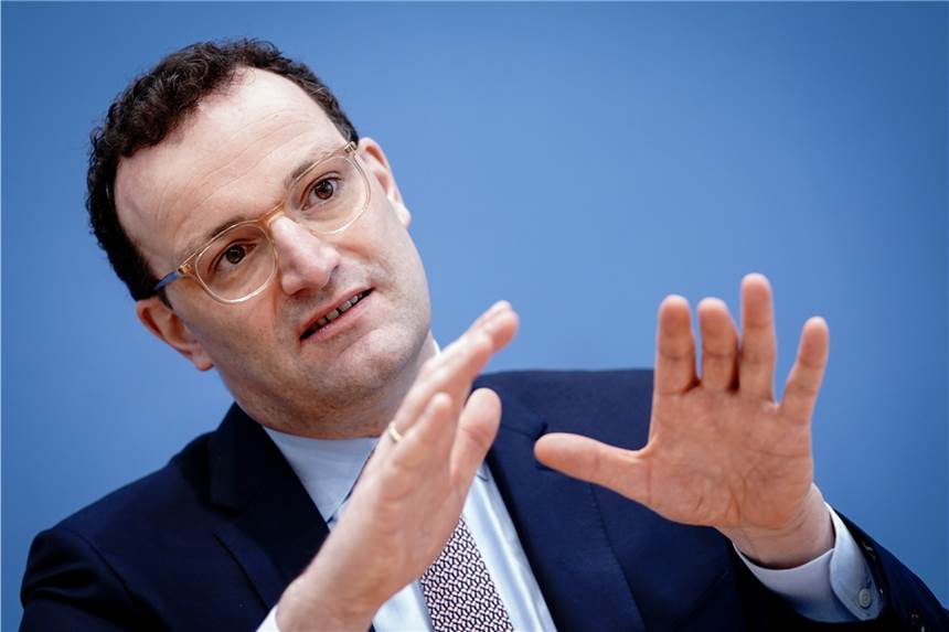 Corona, Fruchtbarkeit, Impftermine: Wie Jens Spahn versucht, Bedenken und Frust zu zerstreuen Bundesgesundheitsminister Jens Spahn bittet um Geduld bei der Corona-Impfung.