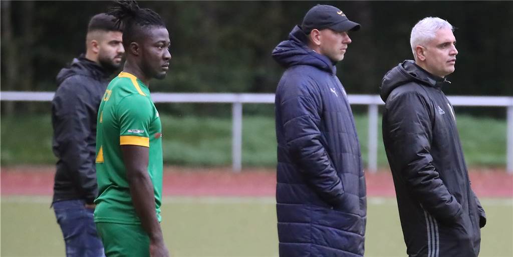 FC Roj startet Großangriff und holt drei Neue - darunter ist ein Oberliga-Spieler FC Roj startet Großangriff und holt drei Neue - darunter ist ein Oberliga-Spieler