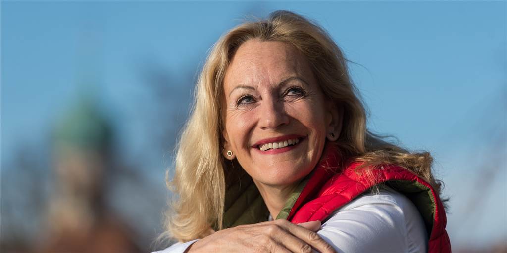 Neuer Roman von Gaby Hauptmann: Frauen-Clan, Mutter-Sorgen, Situationskomik Gaby Hauptmann hat einen neuen Bestseller geschrieben. Die Roman-Heldin muss zunächst Opfer bringen.