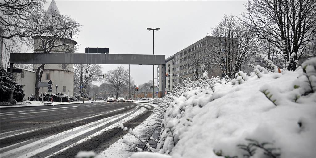 Eisregen: Auch für EDG-Mitarbeiter kann es am Wochenende schwierig werden Den letzten heftigen Schneefall hat es am 17. Januar in Dortmund gegeben.