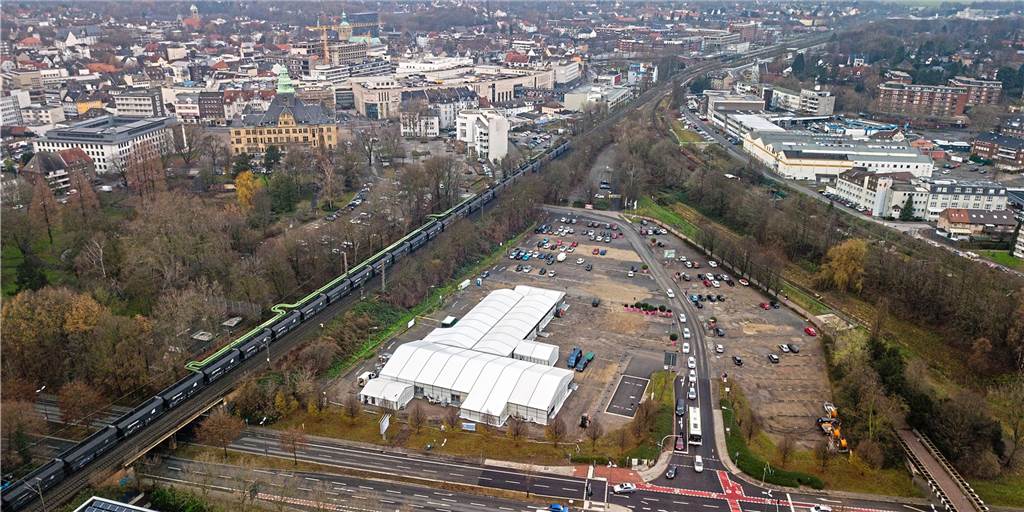 Das Impfzentrum auf dem Konrad-Adenauer-Platz in Recklinghausen nimmt am Montag (8.2.) den Betrieb auf.