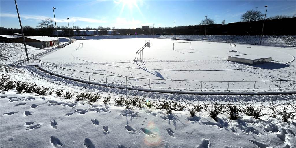 In Castrop-Rauxel: Eis und Schnee sorgten für über 300 Nachholspiele und bitteres Saisonende In Castrop-Rauxel: Eis und Schnee sorgten für über 300 Nachholspiele und bitteres Saisonende