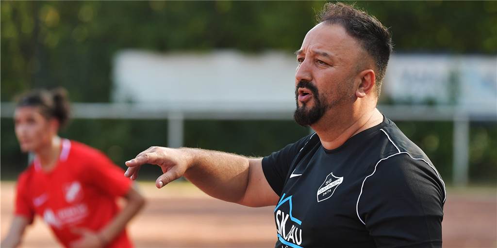 Zahlen Klubs weiter Trainergehälter? „Wer Geld bekommt, mag seinen Verein nicht“ Zahlen Klubs weiter Trainergehälter? „Wer Geld bekommt, mag seinen Verein nicht“