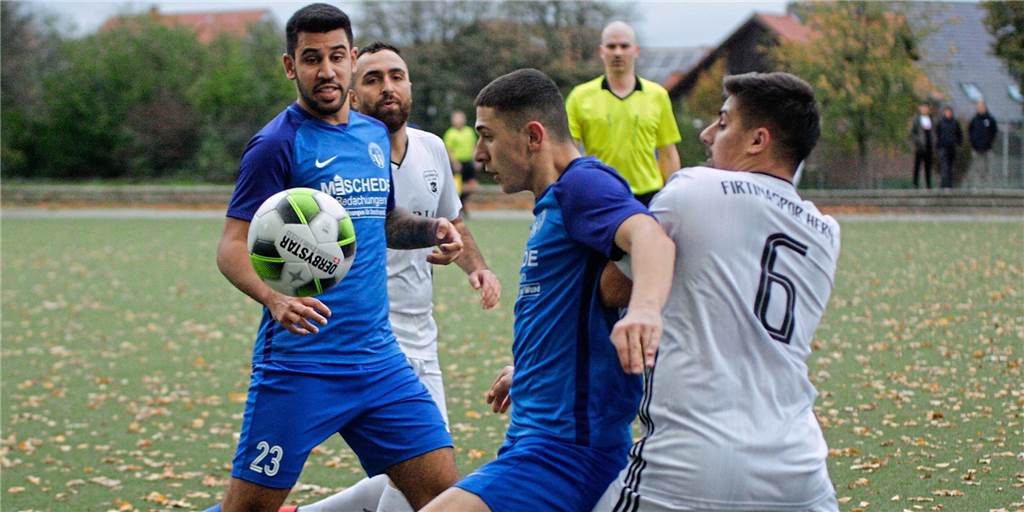 SG Castrop bekommt jede Menge Neuzugänge - auch einen Landesliga-Spieler SG Castrop bekommt jede Menge Neuzugänge - auch einen Landesliga-Spieler