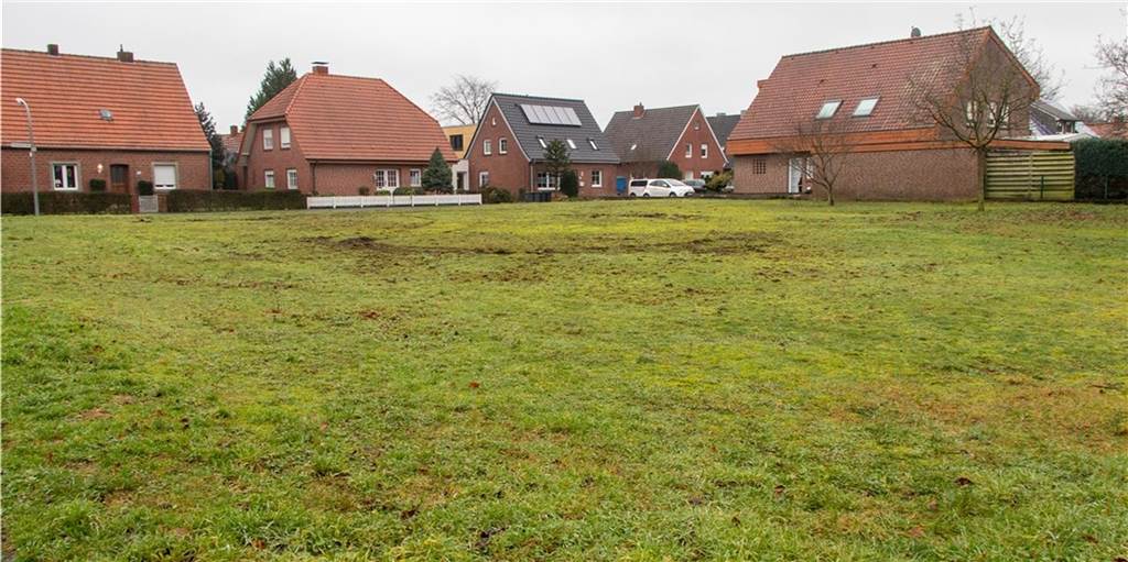 Beckers Kamp/Grimmeltstraße: Bauvorhaben schlägt hohe Wellen Das geplante Bauvorhaben auf dieser Fläche sorgt bei den Anliegern für Unmut.