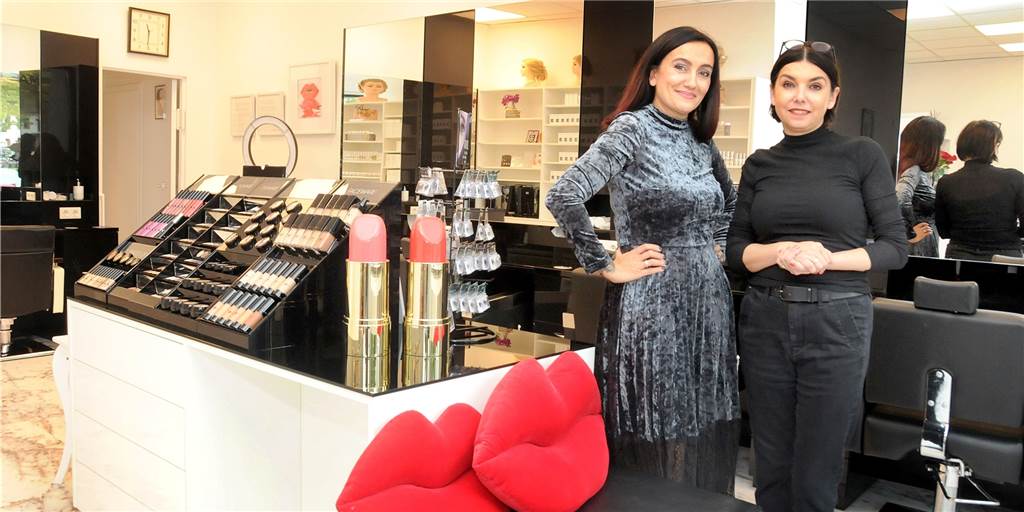 Schwerter Kosmetikerin fühlt sich machtlos – und die „Patienten leiden richtig“ Ihren Schönheitssalon "Beautyful Faces" betreibt Anna Maria Wolf (l.) an der Bahnhofstraße 32. Unterstützt wird sie von ihrer Schwester Katharina Scholten-Albers.