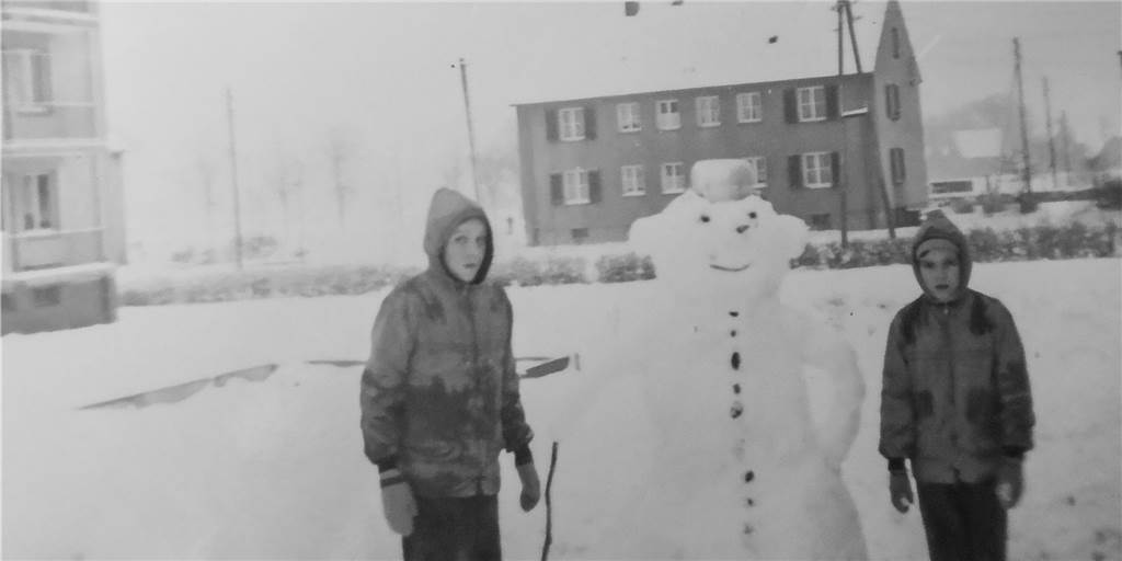 Gab es früher mehr Schnee? Ein Blick auf das Winterwetter in Selm Jürgen Steinfelder hat dieses Foto aus dem verschneiten Bork in seinem alten Fotoalben gefunden.